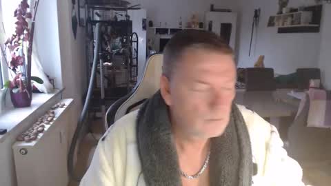 deinprinz2312 online show from October 16, 5:59 am