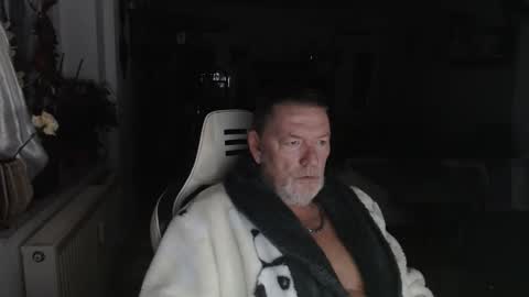 deinprinz2312 online show from October 5, 3:54 am