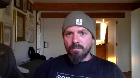 Snapshot of deivitzzz chatting on October 25, 2:52 pm Hermes online show from October 25, 2:52 pm