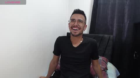 demian_val_4 online show from February 27, 8:09 pm