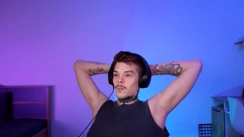 Denis online show from November 22, 4:28 pm