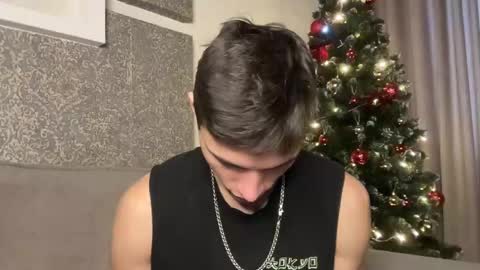 Den online show from December 11, 11:32 am