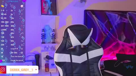 derek grey online show from October 25, 3:47 pm