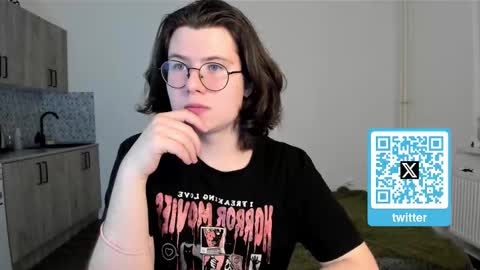 Derek online show from March 12, 7:32 pm