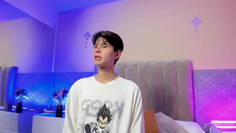 derek_sinn online show from March 24, 6:35 pm