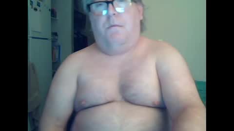 Snapshot of derrickkearley2055 chatting on February 17, 7:47 am derrickkearley2055 online show from February 17, 7:47 am