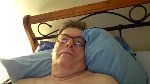 Desmon1958 online show from February 23, 6:31 pm