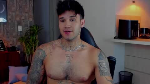 JULIAN online show from December 2, 12:14 am