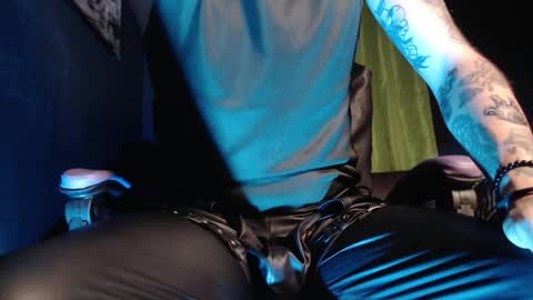 DICAPRIO online show from April 15, 8:03 am