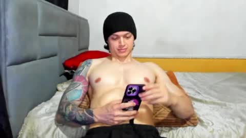 jhon online show from April 28, 9:41 pm