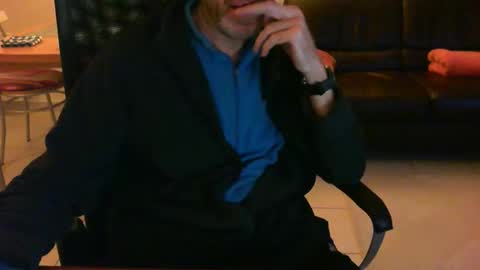 didonc from france..... online show from March 14, 8:38 pm