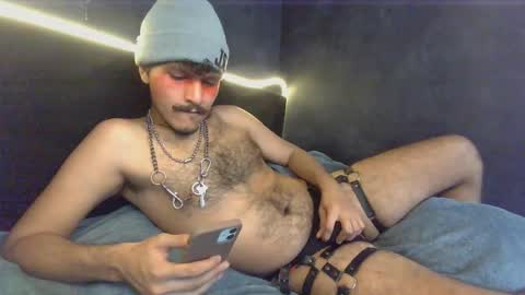 diemond_latinx98 online show from February 2, 6:05 pm