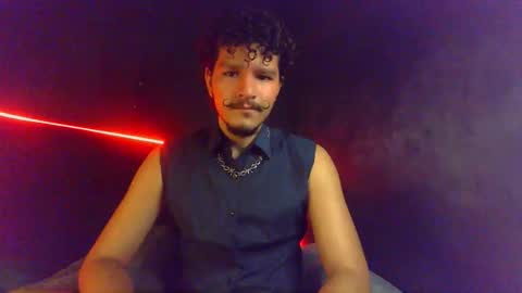 diemond_latinx98 online show from March 8, 11:03 am