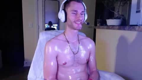 Meechii online show from February 12, 5:26 am