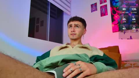 Julian Independent Model online show from January 17, 12:24 am