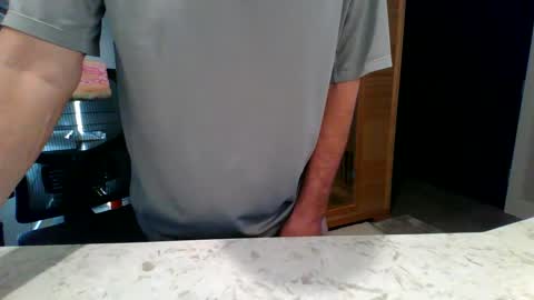 dinger524678 online show from February 6, 8:34 pm