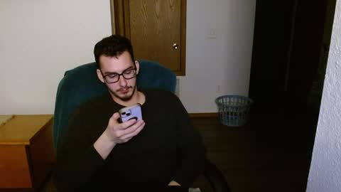 Dirk Diggler online show from February 4, 11:49 pm