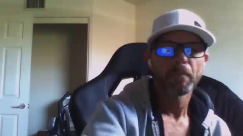 dirtrider15 online show from March 15, 8:48 pm