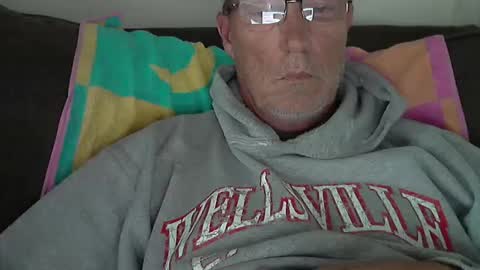 Snapshot of dirtynastyoldman chatting on October 14, 7:32 pm dirtynastyoldman online show from October 14, 7:32 pm