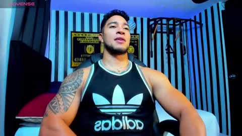 Dixon online show from February 18, 12:04 am