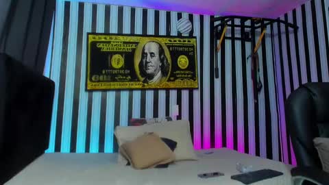 Dixon online show from January 20, 2:32 am