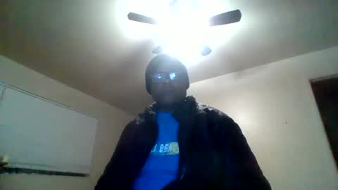 Snapshot of djbignuttsbrownass24 chatting on January 5, 4:58 am djbignuttsbrownass24 online show from January 5, 4:58 am