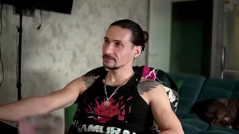 Silverhand online show from September 17, 5:52 am