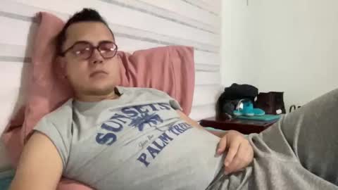 Liam Bon online show from November 18, 1:48 pm