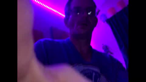 dmfuntx online show from January 20, 2:32 am