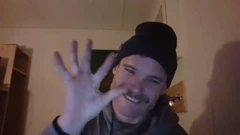 Snapshot of dngl264699 chatting on January 22, 5:16 am ImperviousAnchored online show from January 22, 5:16 am