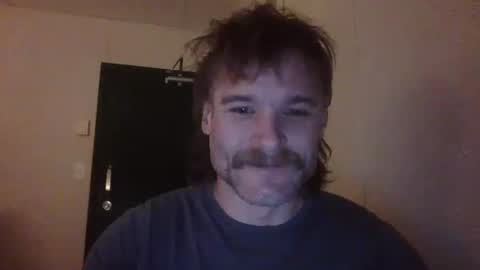 Snapshot of dngl264699 chatting on February 20, 8:06 am ImperviousAnchored online show from February 20, 8:06 am