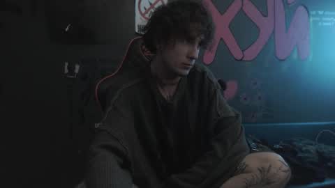 doenits online show from September 27, 2:42 am