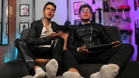 Snapshot of dom2travelers_sm chatting on January 26, 12:33 pm Diego Castell online show from January 26, 12:33 pm