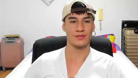 Your real love online show from September 18, 4:03 am