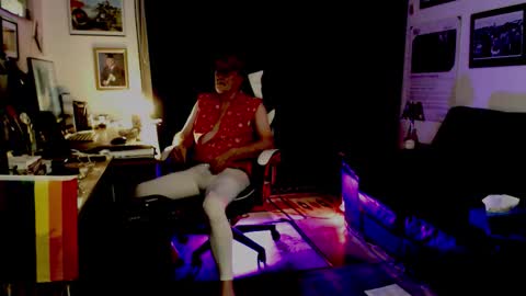 dopeleaf2 online show from October 10, 10:01 pm