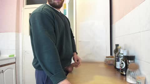 menu  below online show from January 4, 7:45 am