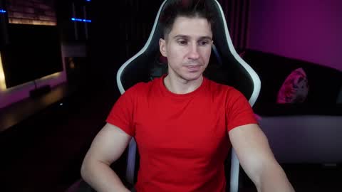 Dorian Reyes online show from December 25, 11:20 pm