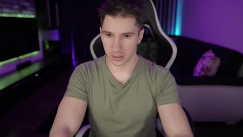 Dorian Reyes online show from February 23, 11:14 pm