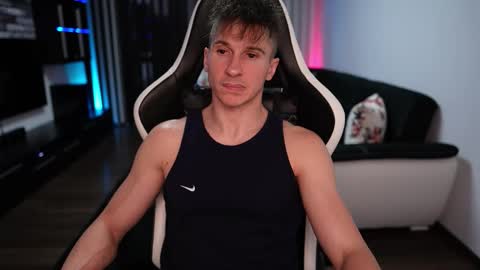 Dorian Reyes online show from October 5, 10:36 pm