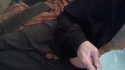 Hello  welcome to Slutsville  I am the Naked Chef  really  but you may call me Peter online show from October 30, 11:33 am