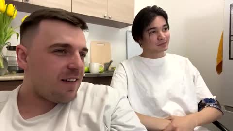 Snapshot of dosilasa chatting on March 11, 3:56 pm Sasha online show from March 11, 3:56 pm