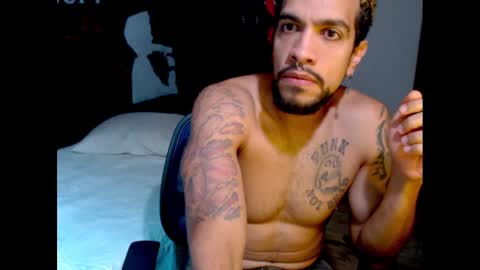 Snapshot of dostoyrodia_34 chatting on December 8, 6:50 pm will online show from December 8, 6:50 pm