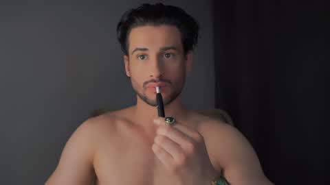 Keen online show from December 13, 1:37 am