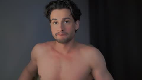 Keen online show from December 8, 8:15 pm