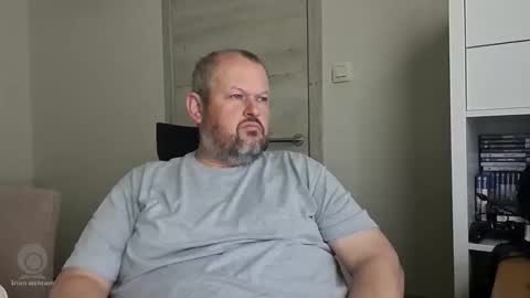 Danny online show from November 14, 9:44 am