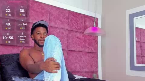 Snapshot of drake_nassir4 chatting on January 24, 10:51 pm ---Drake--- online show from January 24, 10:51 pm