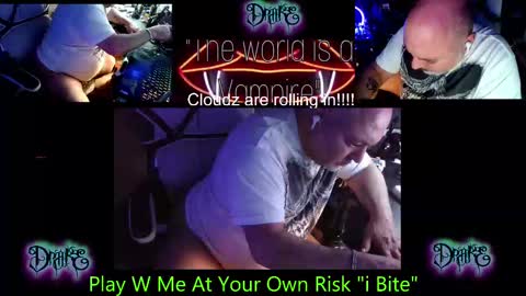Snapshot of drake_r_darkrose chatting on October 7, 3:21 am Drake D Vamp aka Drake DarkRose online show from October 7, 3:21 am
