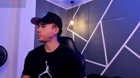 Draven online show from February 9, 11:15 am