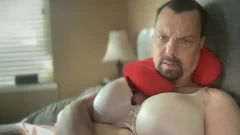 Dr of Boobs and Bras online show from December 21, 9:58 pm