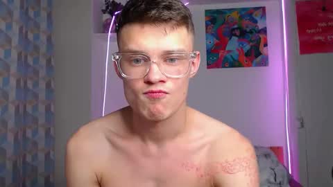 Adam Dream online show from December 14, 4:36 pm